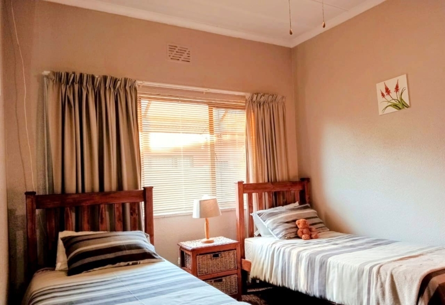 3 Bedroom Property for Sale in De Kuilen Western Cape